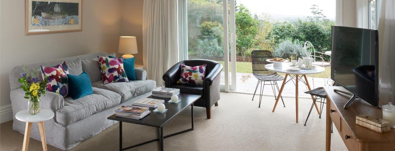 Treghan Luxury Lodge เคริเคริ ภายนอก รูปภาพ