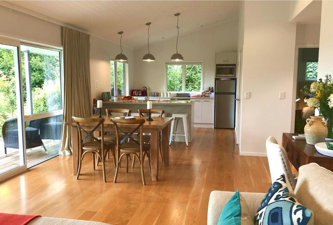 Treghan Luxury Lodge เคริเคริ ภายนอก รูปภาพ