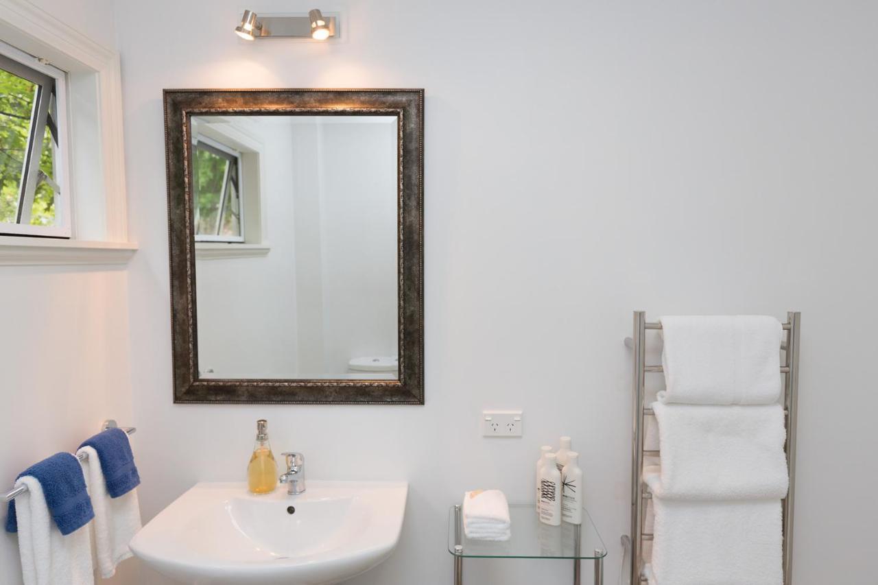 Treghan Luxury Lodge เคริเคริ ภายนอก รูปภาพ